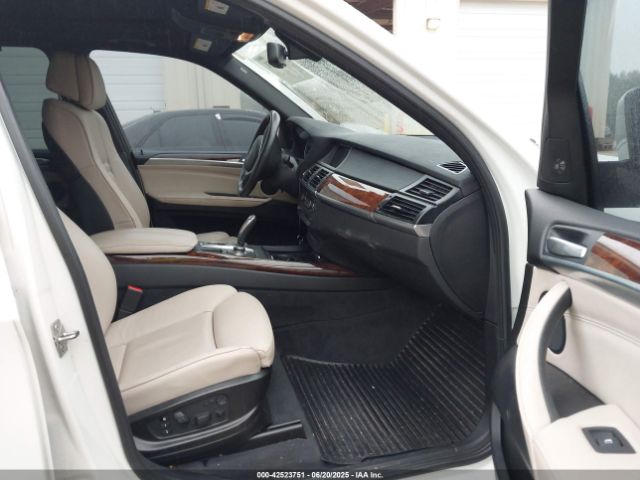 2011 BMW X5 5UXZW0C5XBL662455 Photo 4
