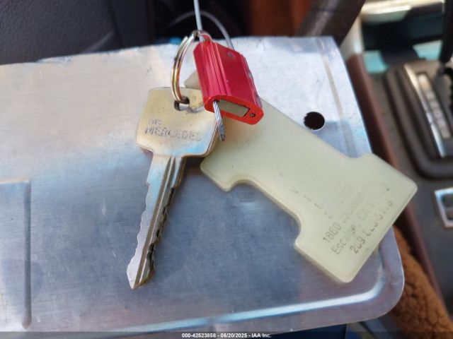 1976 MERCEDES-BENZ C400 10704412030091 Photo 10