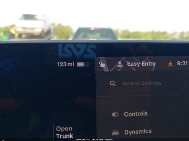 5YJ3E1EA7LF747106 Tesla MODEL 3