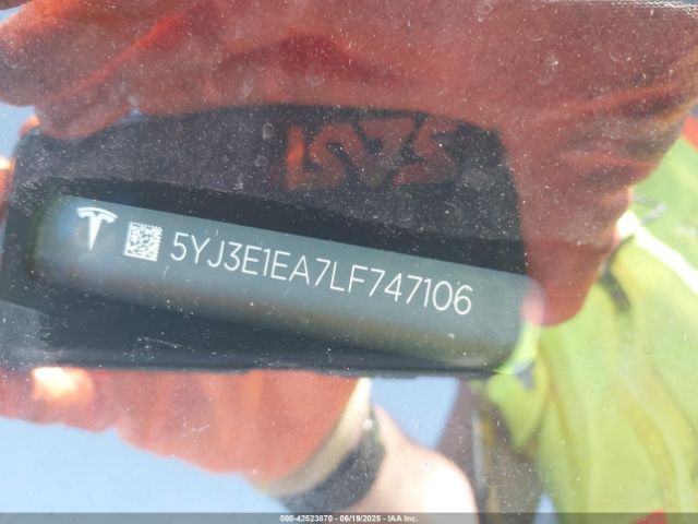 5YJ3E1EA7LF747106 Tesla MODEL 3