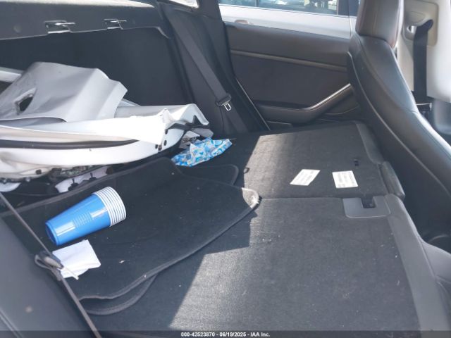 5YJ3E1EA7LF747106 Tesla MODEL 3