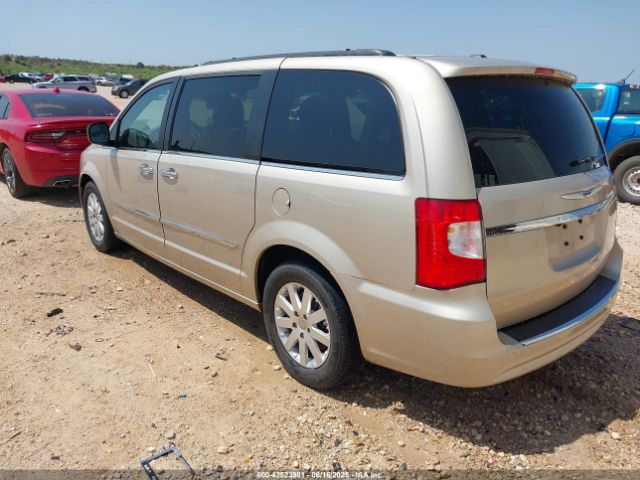 2015 CHRYSLER TOWN & COUNTRY 2C4RC1BG2FR754451 Photo 2