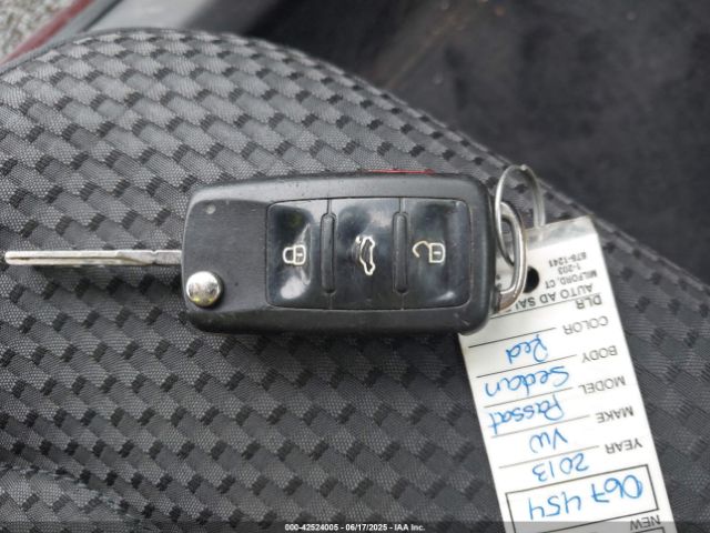 2013 VOLKSWAGEN PASSAT 1VWAP7A35DC067454 Photo 10