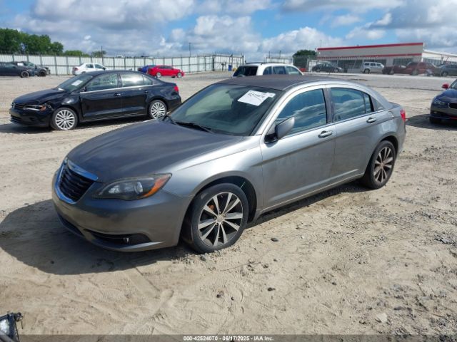 2013 CHRYSLER 200 1C3CCBBB1DN525628 Photo 1