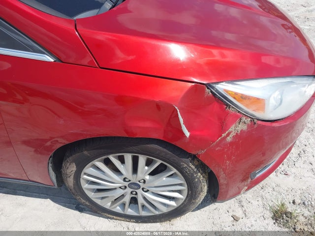 42524088 :رقم المزاد ، 1FADP3J23JL295888 vin ، 2018 Ford Focus Titanium مزاد بيع