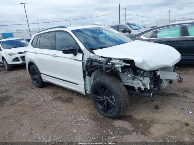 2024 VOLKSWAGEN TIGUAN 3VV8B7AX3RM111526