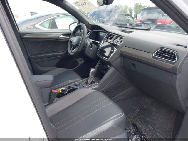 2024 VOLKSWAGEN TIGUAN 3VV8B7AX3RM111526 Photo 4