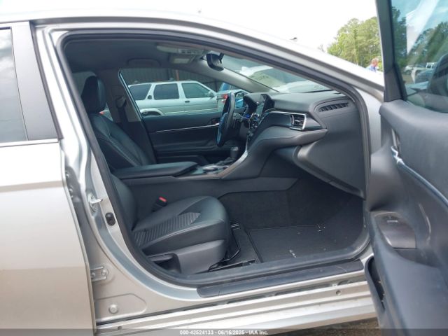 2021 TOYOTA CAMRY 4T1T11AK0MU425521 Photo 4