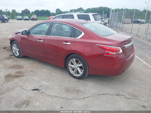 1N4AL3AP7FN368332 Nissan 2015