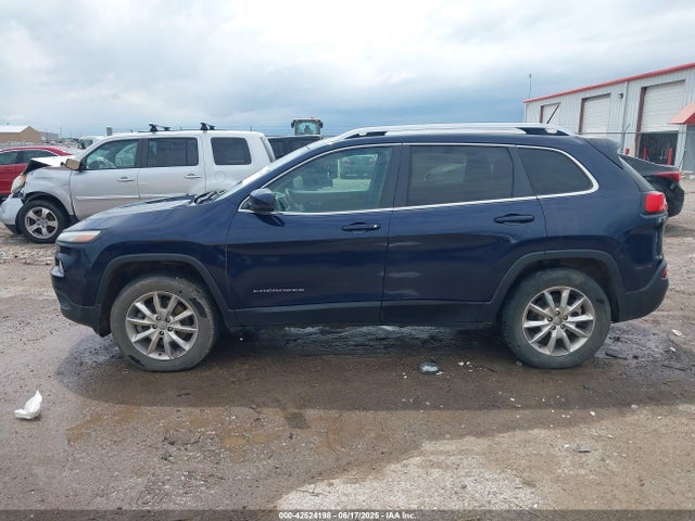 1C4PJMDBXEW108824 Jeep Cherokee
