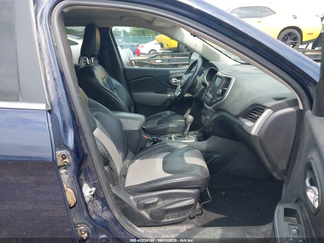 1C4PJMDBXEW108824 Jeep Cherokee