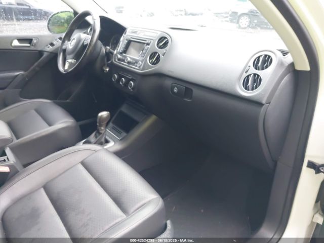 2012 VOLKSWAGEN TIGUAN WVGBV7AX7CW512768 Photo 4