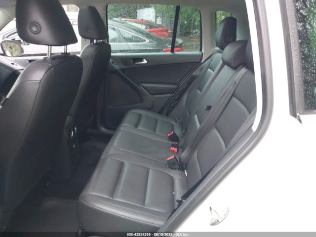 2012 VOLKSWAGEN TIGUAN WVGBV7AX7CW512768 Photo 7