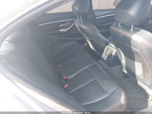WBA8B9G3XHNU52731 BMW 330I
