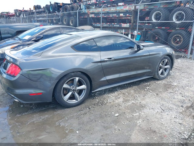1FA6P8AMXG5251276 Ford 2016