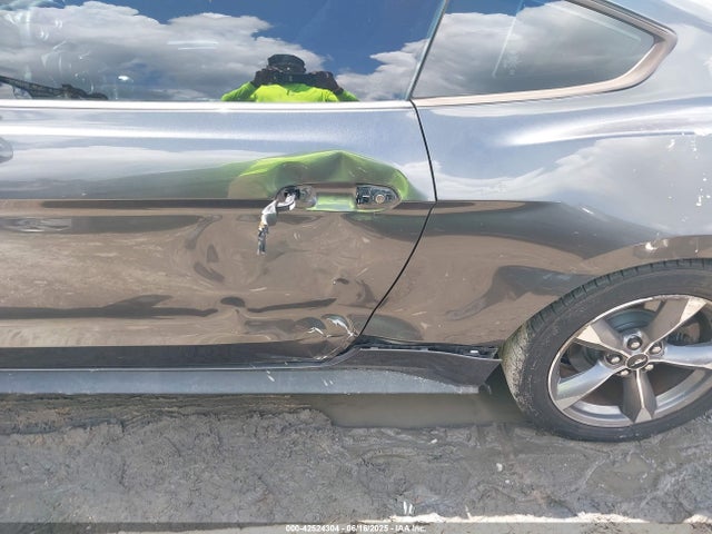 1FA6P8AMXG5251276 Ford 2016