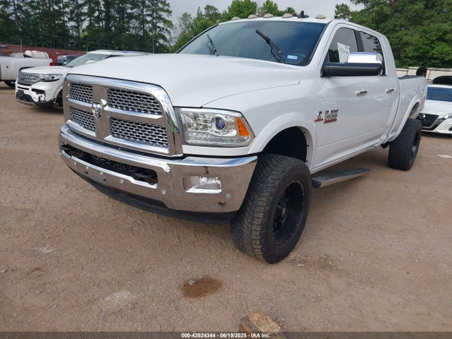 RAM 2016 2016 3C6UR5NL7GG351637 Image 2
