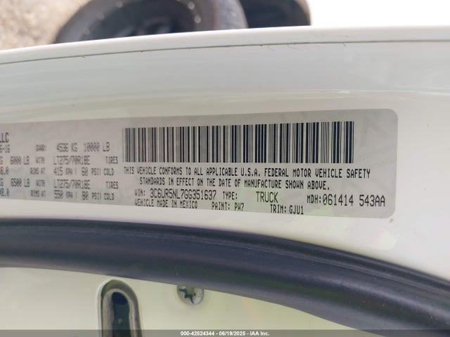 RAM 2016 2016 3C6UR5NL7GG351637 Image 9