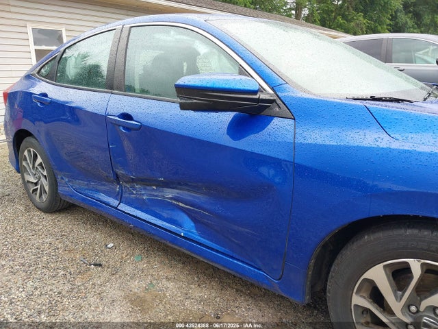 2018 Honda Civic Ex მანქანა იყიდება აუქციონზე, vin: 2HGFC2F74JH579106, აუქციონის ნომერი: 42524388