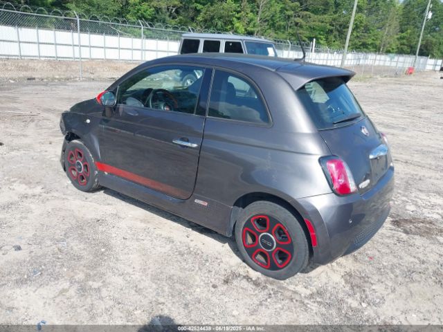 2015 FIAT 500E 3C3CFFGE5FT732737 Photo 2