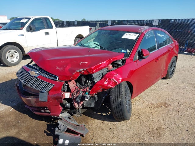 1G1P75SZ8E7100681 Chevrolet luz
