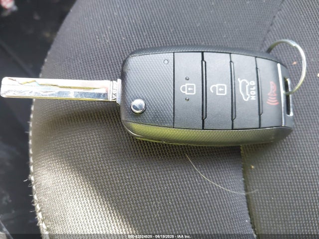KNDJN2A27G7325604 KIA gdi gamma
