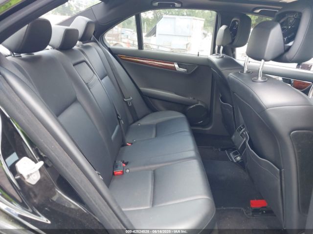 2011 MERCEDES-BENZ C 300 WDDGF8BB4BR174653 Photo 7