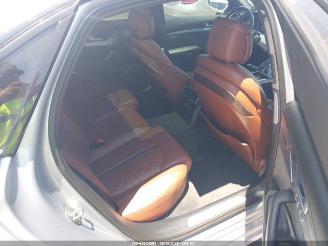 2017 AUDI A8 L WAU43AFD8HN005452 Photo 7