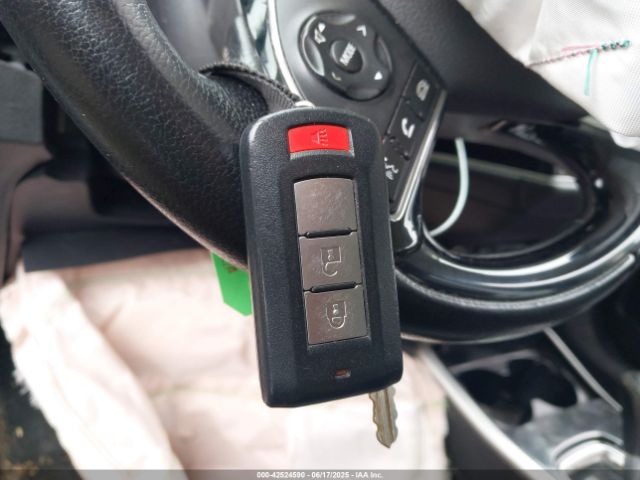 2020 MITSUBISHI OUTLANDER JA4AD3A37LZ040489 Photo 10