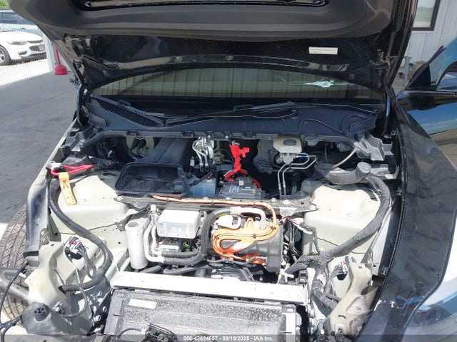 2024 TESLA MODEL Y 7SAYGAEE1RF151875 Photo 9