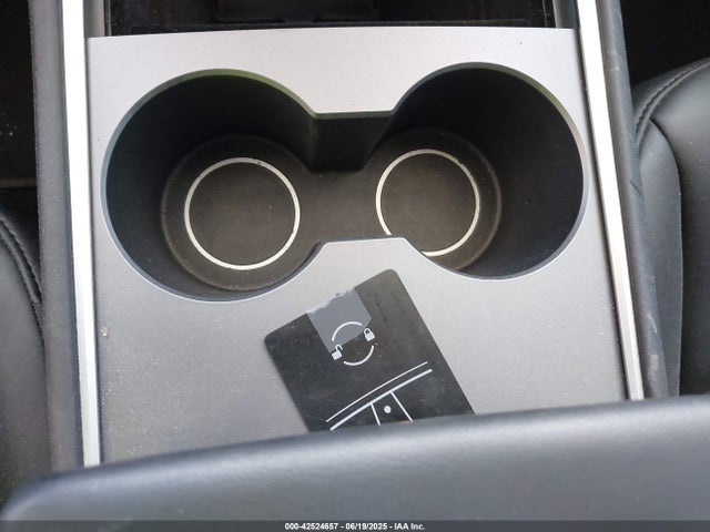 2024 TESLA MODEL Y 7SAYGAEE1RF151875 Photo 10