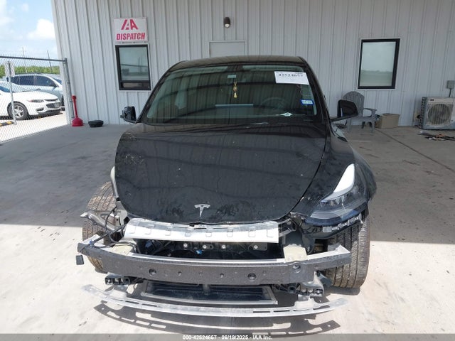 7SAYGAEE1RF151875 Tesla 2024