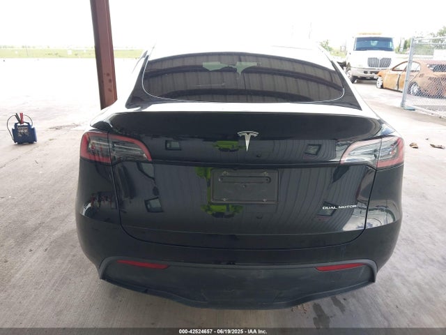 7SAYGAEE1RF151875 Tesla 2024