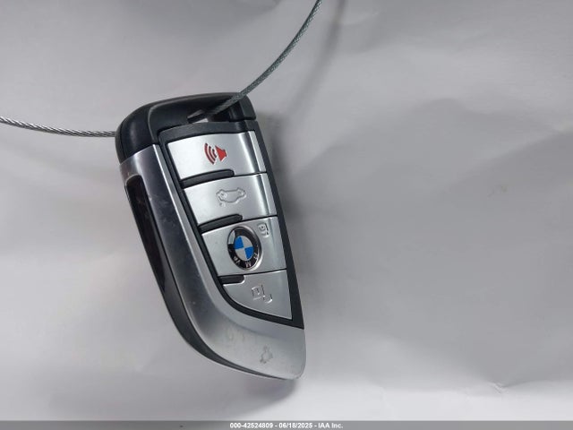5UXCR6C01P9R93000 BMW X5