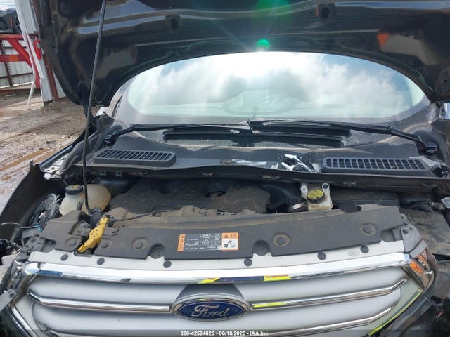 1FMCU0J98HUA22844 Ford 2017
