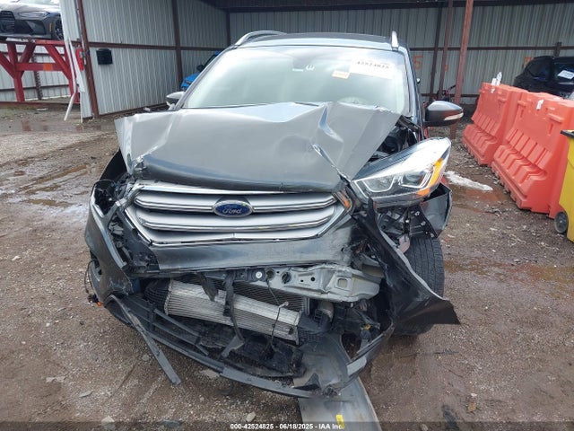 1FMCU0J98HUA22844 Ford 2017