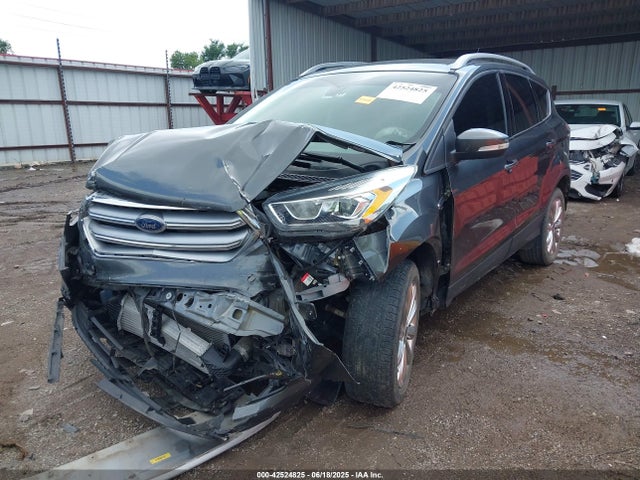 1FMCU0J98HUA22844 Ford 2017