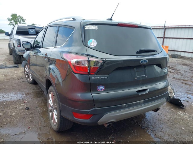 1FMCU0J98HUA22844 Ford 2017