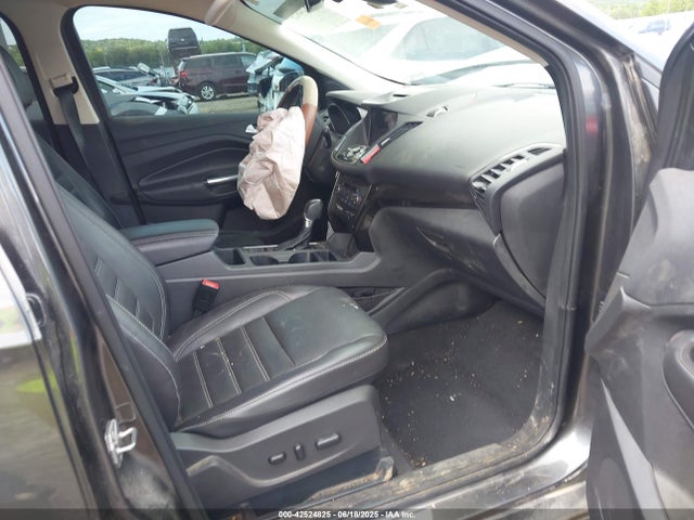 1FMCU0J98HUA22844 Ford 2017