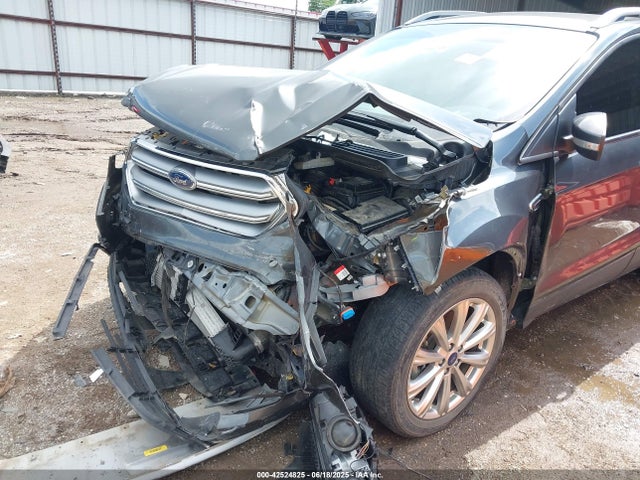 1FMCU0J98HUA22844 Ford 2017