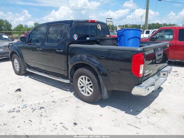 1N6DD0ER2HN762643 Nissan 2017