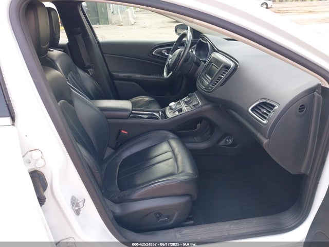 Chrysler 2015 2015 1C3CCCCB0FN574729 Image 5