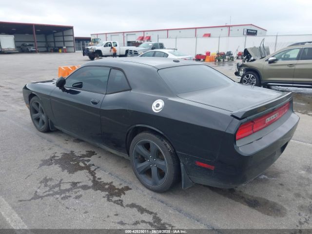 2014 DODGE CHALLENGER 2C3CDYBT9EH205332 Photo 2