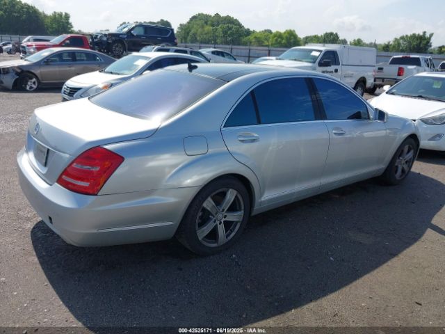 2011 MERCEDES-BENZ S 550 WDDNG7BB6BA417876 Photo 3