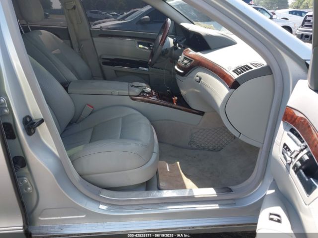 2011 MERCEDES-BENZ S 550 WDDNG7BB6BA417876 Photo 4