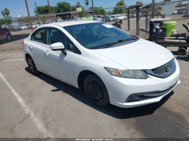 Honda r18z1 2015 2HGFB2F50FH533586 Image 1