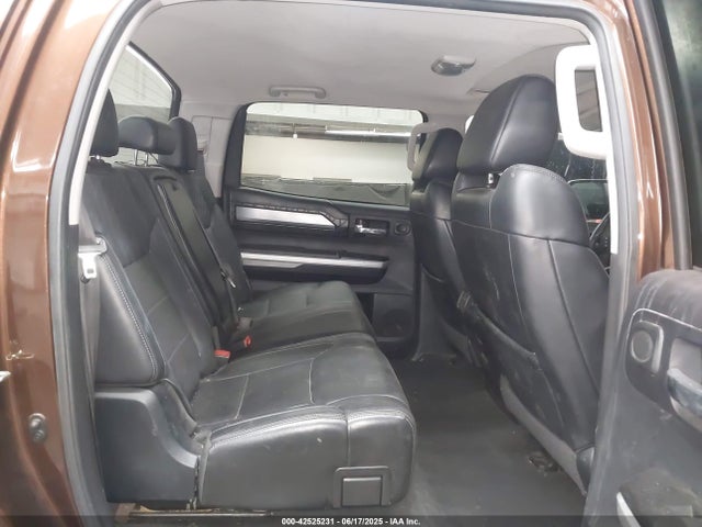 5TFAW5F11GX556786 Toyota 3ur-fbe