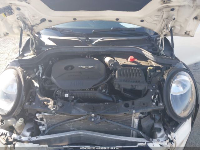 2019 MINI HARDTOP WMWXU1C5XK2J02832 Photo 9