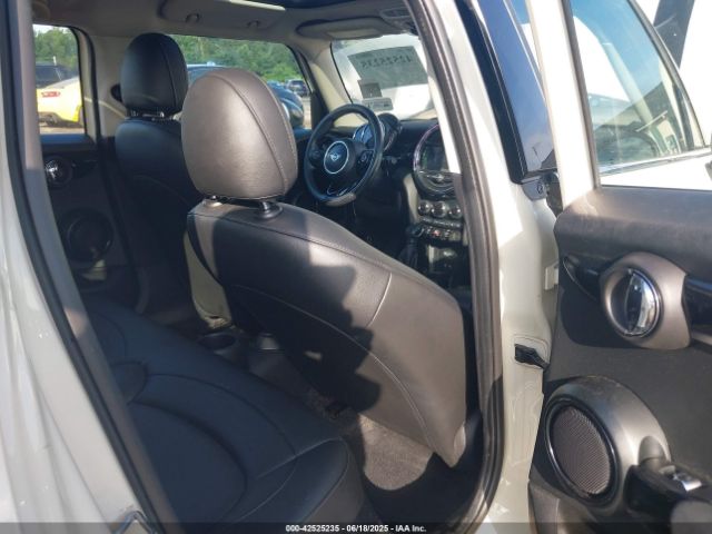 2019 MINI HARDTOP WMWXU1C5XK2J02832 Photo 7