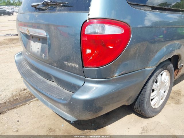 2006 CHRYSLER TOWN & COUNTRY 2A4GP54L56R759683 Photo 5